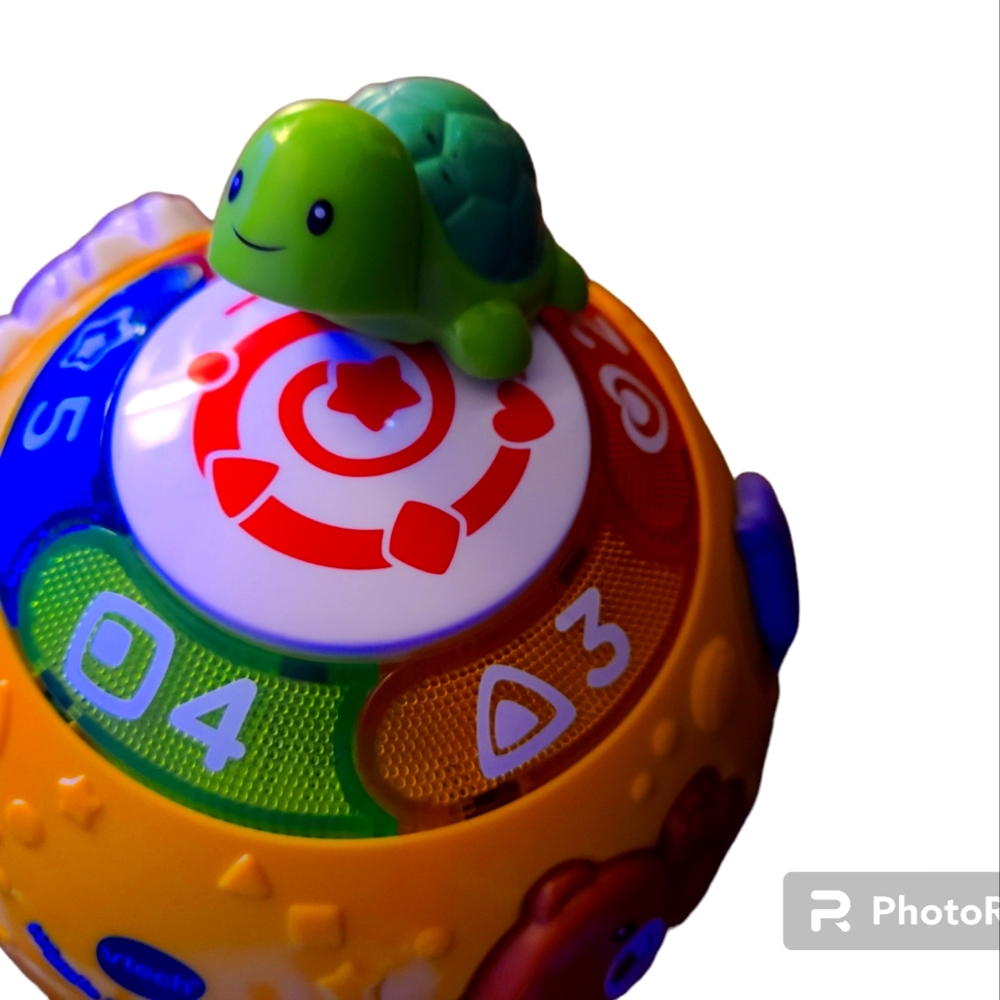 WIGGLE & CRAWL BALL TOY.
